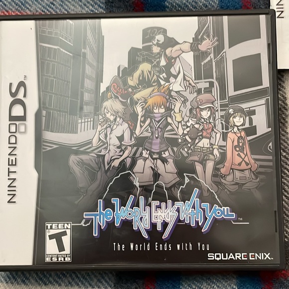 The World Ends with You DS - game and booklet - Picture 2 of 5